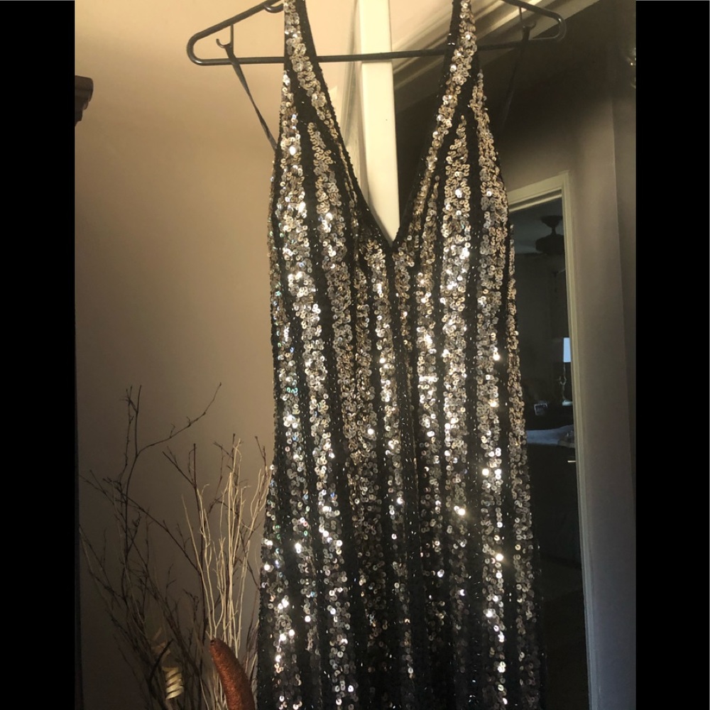 Promotion dress - Picture 2 of 6